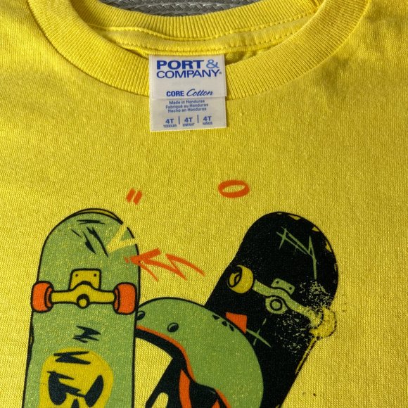 Boys Size 4T NWT graphic t-shirt - Picture 1 of 3